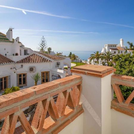 Apt Nerja Chimenea With Ocean View, A/C, & Fiber Lägenhet Exteriör bild