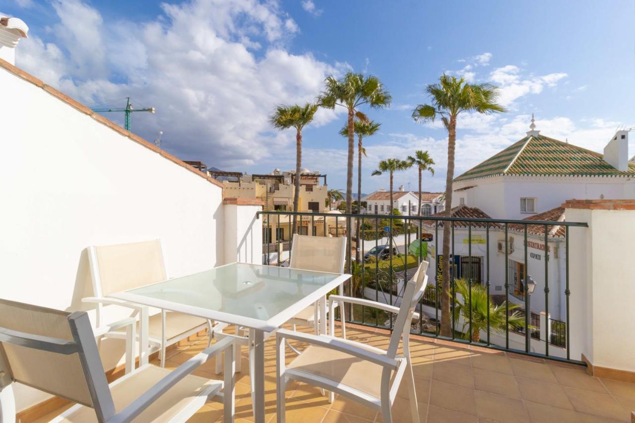 Apt Nerja Chimenea With Ocean View, A/C, & Fiber Lägenhet Exteriör bild